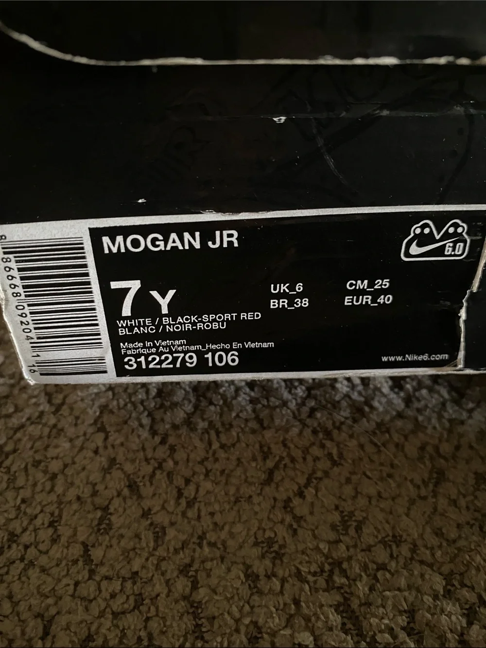 🆕 2007 deadstock Vintage Nike 6.0 Mogan Jr in 